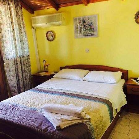 Apartments Erato Neos Panteleimonas Ngoại thất bức ảnh