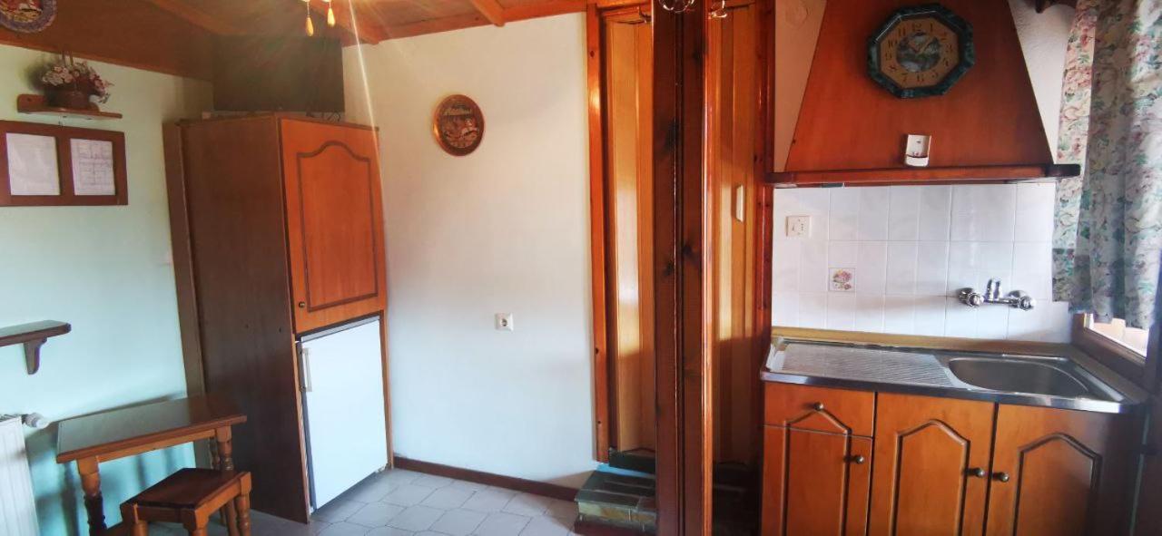 Apartments Erato Neos Panteleimonas Ngoại thất bức ảnh